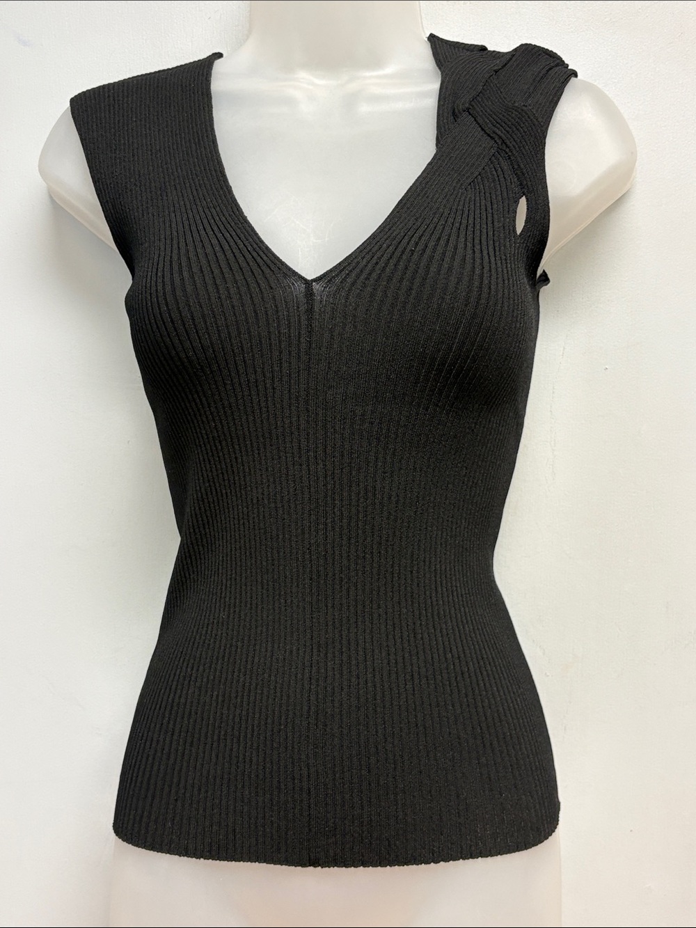 Nude Italy Ribbed Knit Sleeveless Twist Shoulder Sweater Tank Black Size 42